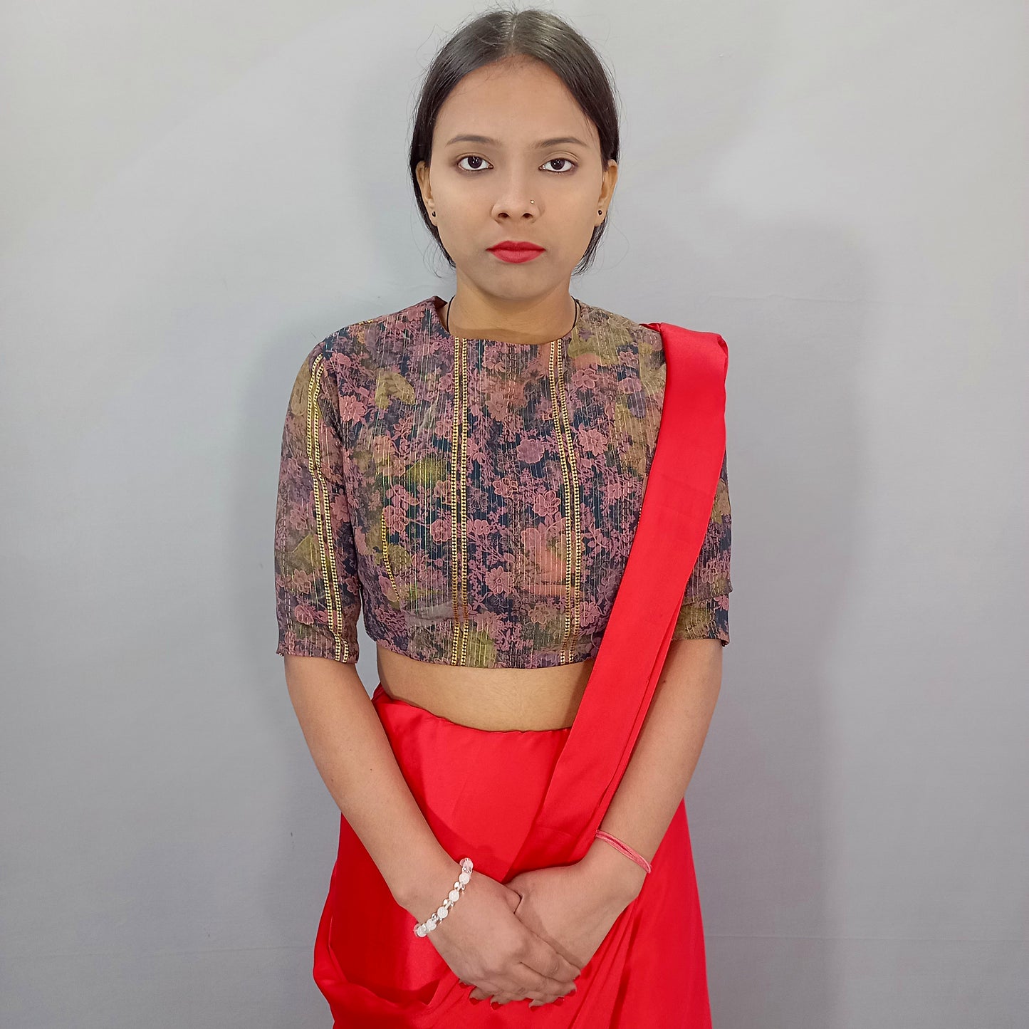 Multicolour Elbow Sleeves Saree Blouse in Multicolour