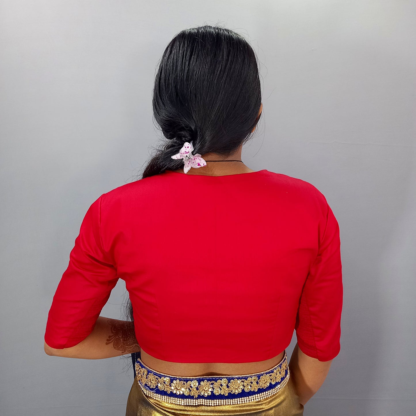 V Neck Elbow Sleeves Saree Blouse in Red