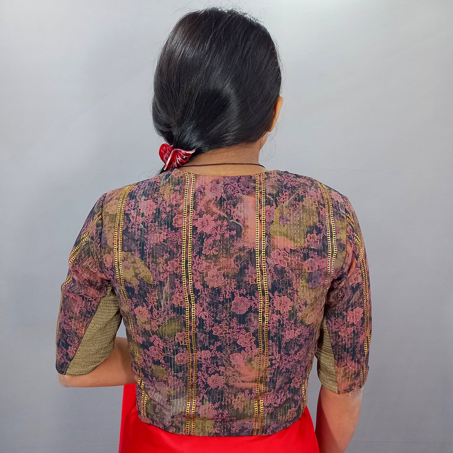 Long V Neck Elbow Sleeves Saree Blouse in Floral