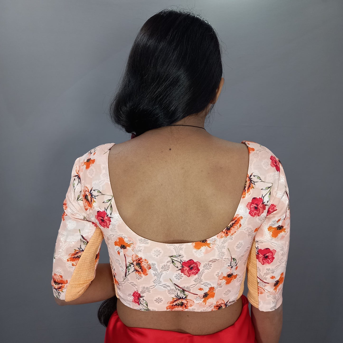 U Neck Elbow Sleeves Saree Blouse in Cream